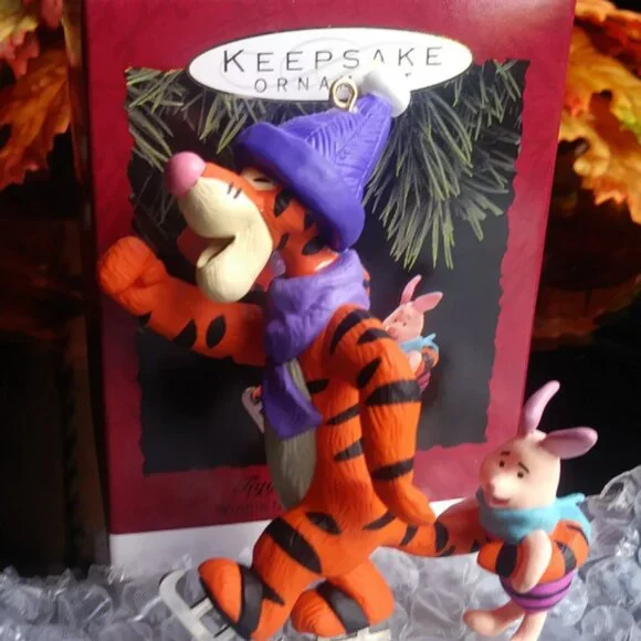 Vintage Disney Winnie The Pooh Keepsake Christmas Ornament New - Picture 2 of 5